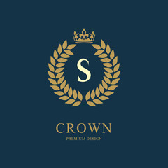 Wreath Monogram luxury design, graceful template. Floral elegant beautiful round logo with crown. Letter emblem sign S for Royalty, Restaurant, Boutique, Hotel, Heraldic, Jewelry. Vector illustration