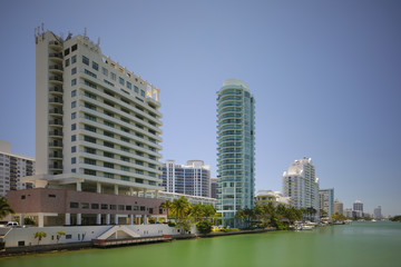 Fototapeta na wymiar Miami Beach residential architecture
