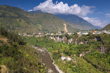 Fototapeta na wymiar Baños de Agua Santa, Tungurahua Province, Ecuador