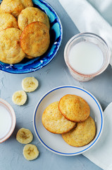 Banana cookies