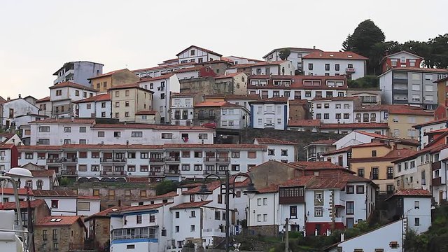 Localidad construida en terrazas. Lastres. Asturias