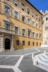 Fototapeta na wymiar Palazzo Spannocchi on Piazza Salimbeni, Siena, Italy