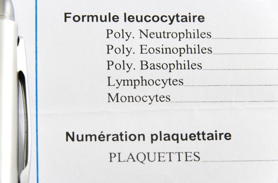 Feuille de r￩sultats d'analyse de sang : formule sanguine et num￩ration plaquettaire Le pourcentage de chaque type de leucocytes (polynucl￩aires neutrophiles, polynucl￩aires ￩osinophiles, polynucl￩aires basophiles, lymphocytes et monocytes) ainsi que le nombre de plaquettes sont d￩termin￩s