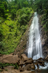 Fototapeta na wymiar Khun Korn Waterfall
