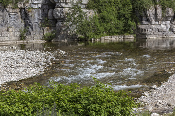 Das Flüsschen Beaume in der Ardeche, Frankreich