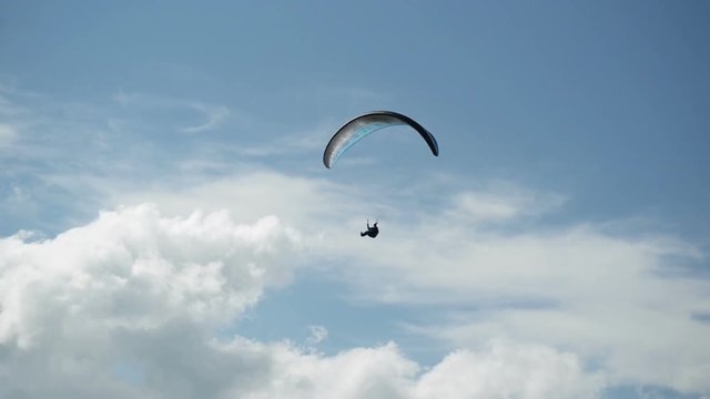 Following Parachute silhouette