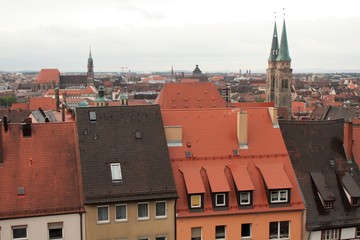 Fototapeta premium Blick von der Burg über die Dächer von Nürnberg