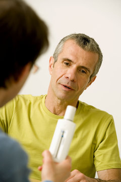 Models Spirometry consist in measuring the volume and the flow of air thanks to a spirometer that a person is able to inhale and expire This breath test can be used to detect COPD and asthma Here the person used a peak flow meter that mesures the peak expiratory flow (which means the maximum flow during expiration)