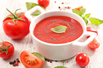 tomato soup or sauce