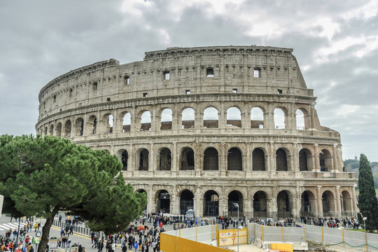 exterior sight of the coliseum flavio in the city of Rome, Italy.