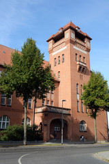 Fototapeta na wymiar Haupteingang Hansa Gymnasium Stralsund