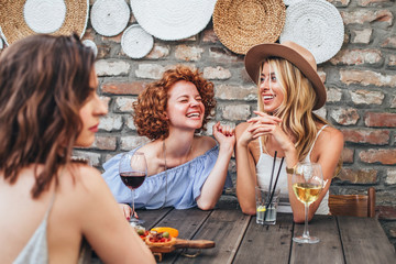 Wine and Good Friends 