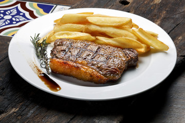 Steak with fries