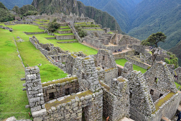 Maisons incas au Machu Picchu au Pérou