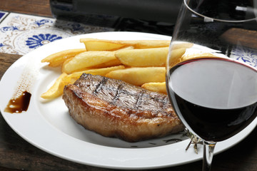 Steak with fries