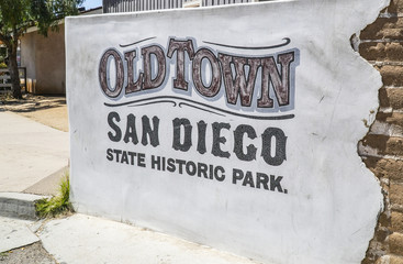 Old Town San Diego Historic State Park - SAN DIEGO - CALIFORNIA - APRIL 21, 2017 - obrazy, fototapety, plakaty