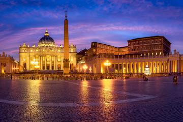 Naklejka premium Bazylika Świętego Piotra i Plac Świętego Piotra z Watykanem w Rzymie, Włochy