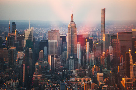 Views of Manhattan skyline at sunset 