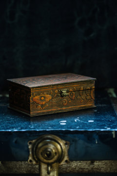 Little wooden trinket box