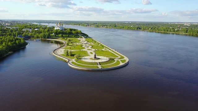 Famous Strelka park in place of confluence of Kotorosl and Volga rivers in Yaroslavl, Russia (moving above)
