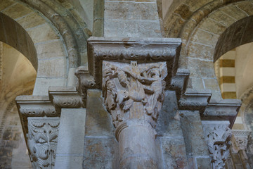 F, Burgund, Auxois, Vézeley, Kathedrale Ste-Madeleine, Säulen, Kapitelle, Thema: 