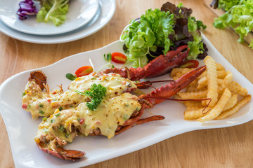 baked lobster cheese