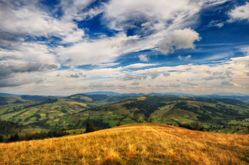 Fototapeta na wymiar Morning in the Carpathians
