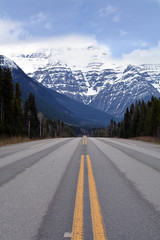 mount robson provincial park road