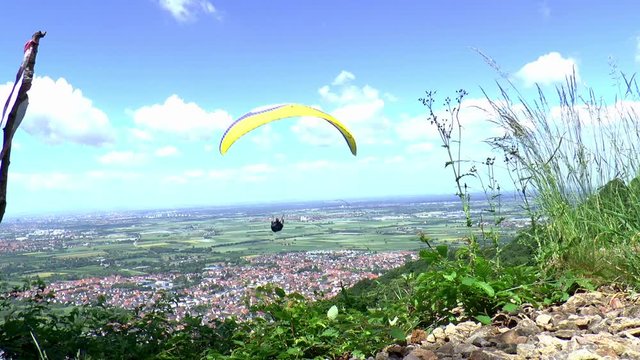 Gleitschirmflieger (Paraglider)