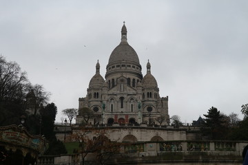 Fototapeta na wymiar chiesa parigi