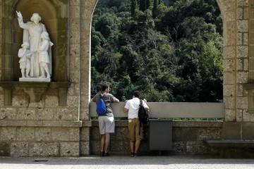 Visitantes de Santuario de Montserrat