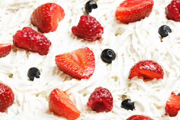 Whipped cream and differend berries