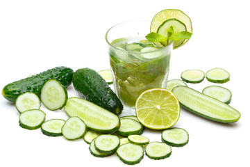 Refreshing drink with cucumber, lime and mint