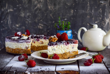 Curd cake with jelly and berries