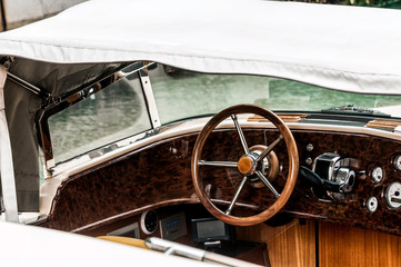 Steering wheel of a Venetian water taxi