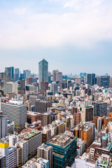 東京都心の風景　縦構図