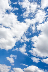 Obraz premium Bulutlu Mavi Gökyüzü