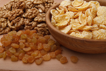 Corn flakes in bowl