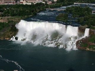 Fototapeta na wymiar Niagara from the sky 