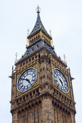 Fototapeta na wymiar The Big Ben tower in London, UK