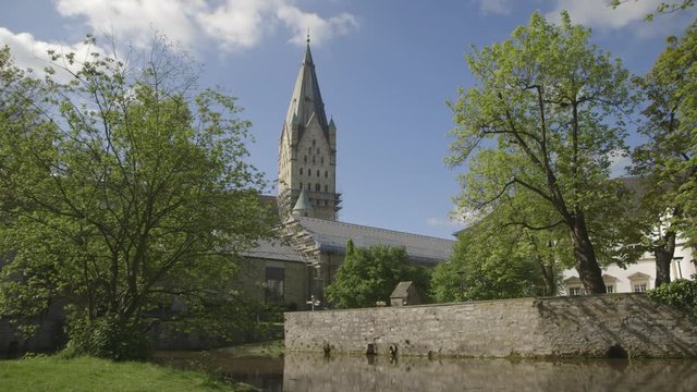 Paderborn Paderquellen und Dom