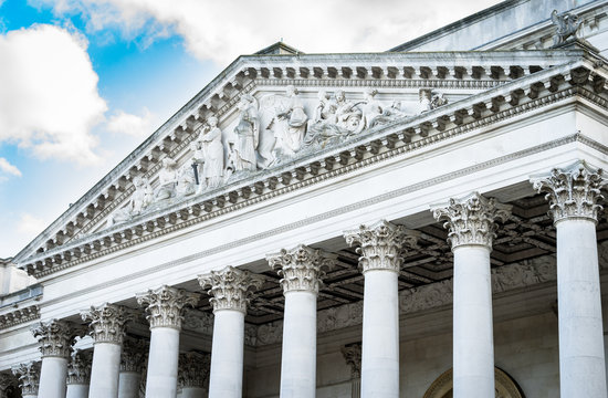 Close up of The Fitzwilliam Museum in Cambridge, UK