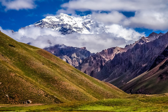 Aconcagua in clouds © Pav-Pro Photography 