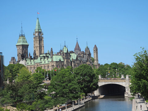 Side view of Canadian Parliament Building from the Rideau Canal