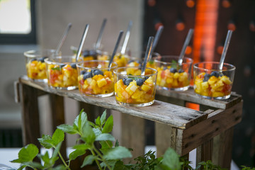 Catering / Buffet mit Obstsalat