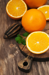 Obraz na płótnie Canvas Fresh oranges fruits
