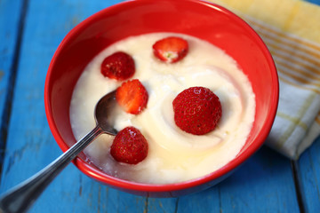 Homemade yogurt with strawberries