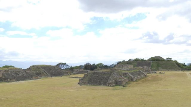オアハカのモンテ・アルバン古代遺跡