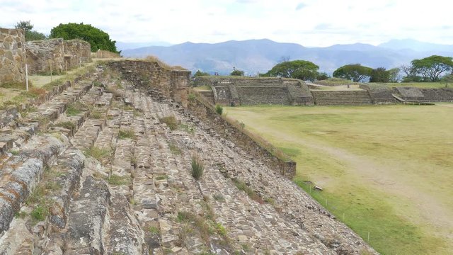 オアハカのモンテ・アルバン古代遺跡