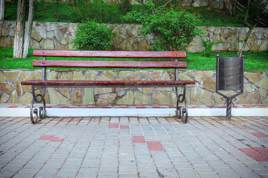 bench with urn in Park